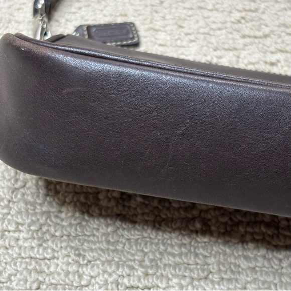 Coach Vintage Hampton Demi Baguette Shoulder Bag - Picture 15 of 16